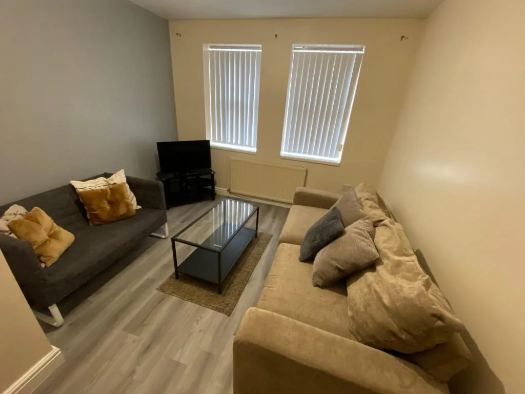 4 bedroom ground floor flat for rent