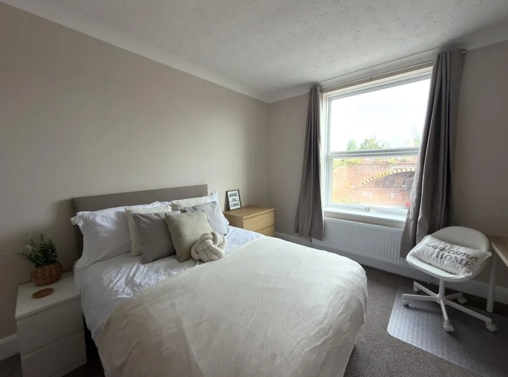 4 bedroom terraced house for rent