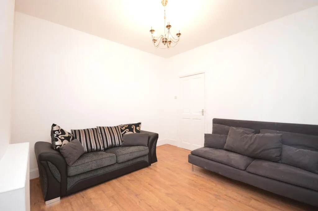 4 bedroom terraced house for rent