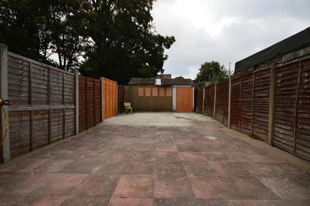 4 bedroom terraced house for rent
