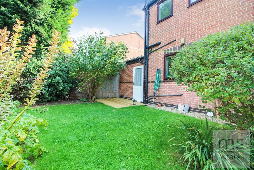 4 bedroom terraced house for rent