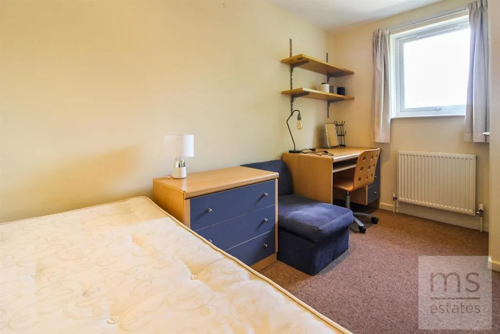 4 bedroom terraced house for rent