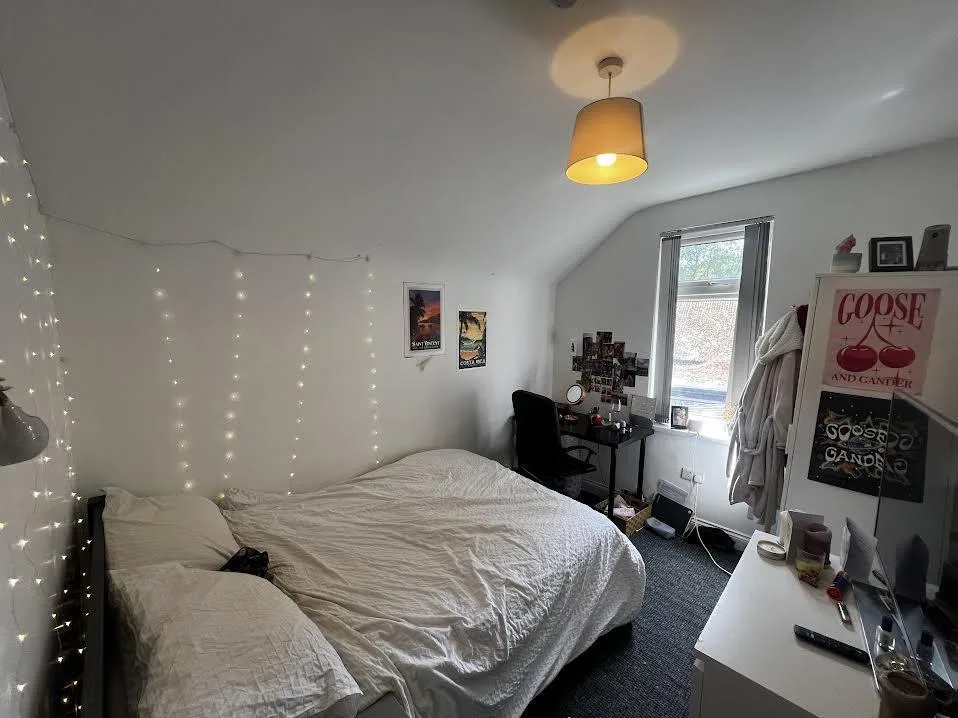 6 bedroom end of terrace house for rent