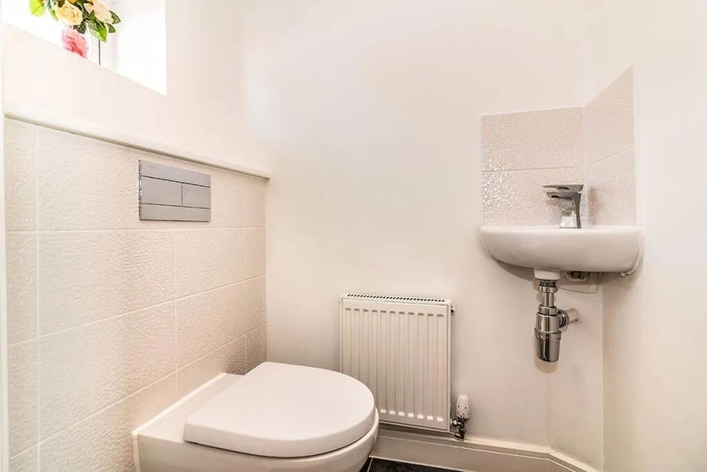 2 bedroom terraced house for rent