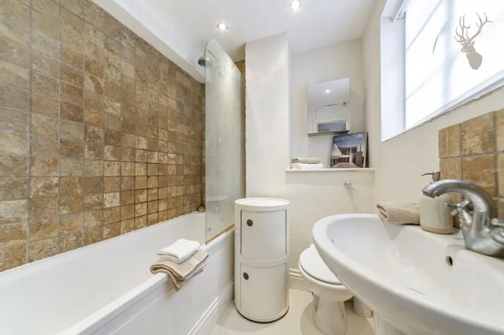1 bedroom flat for rent