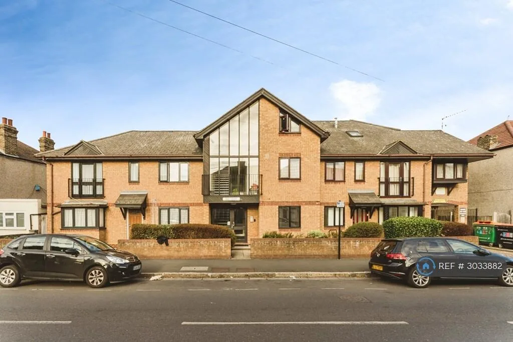 2 bedroom flat for rent