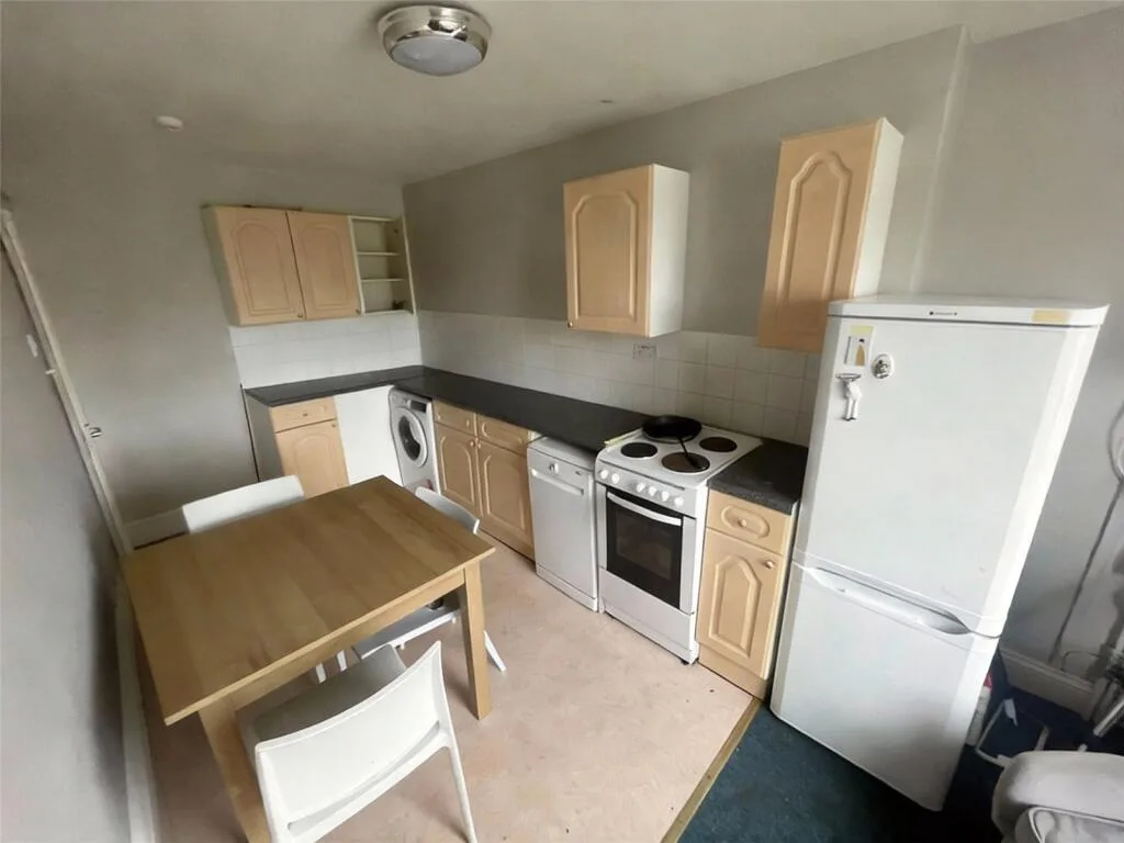 3 bedroom apartment for rent