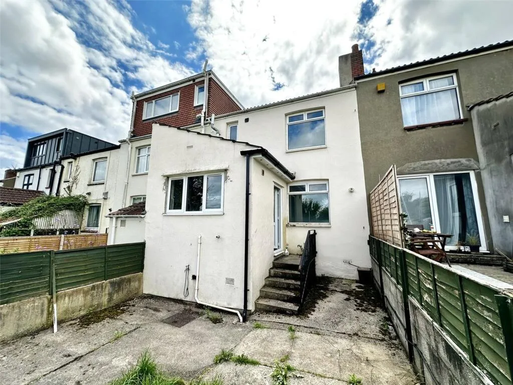 4 bedroom terraced house for rent