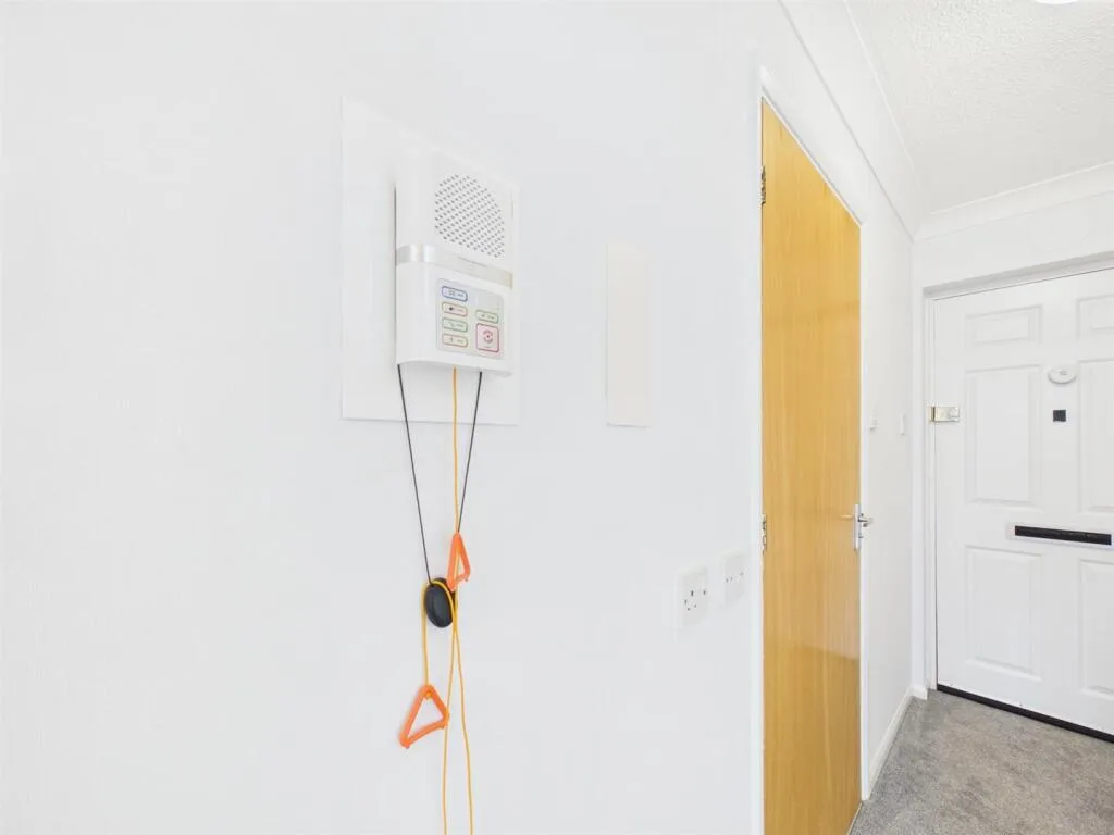 1 bedroom retirement property for rent