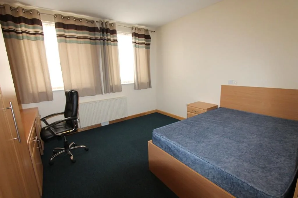 6 bedroom apartment for rent