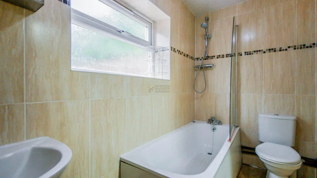 6 bedroom terraced house for rent