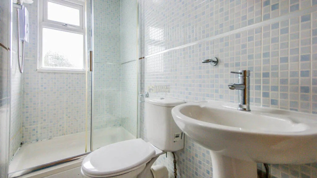 6 bedroom terraced house for rent