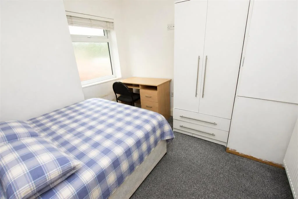4 bedroom house for rent