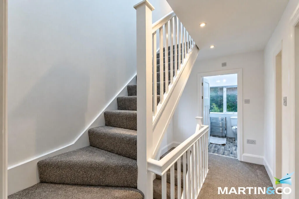 4 bedroom semi-detached house for rent