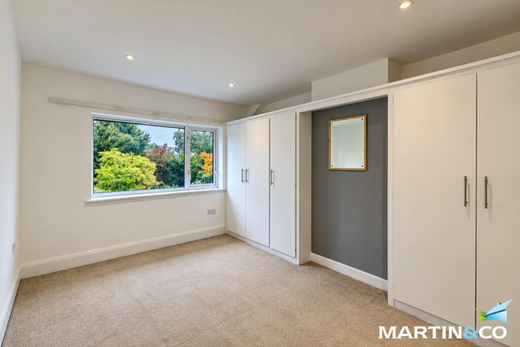 4 bedroom semi-detached house for rent