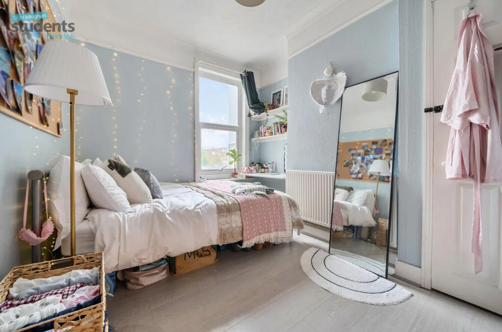 4 bedroom terraced house for rent