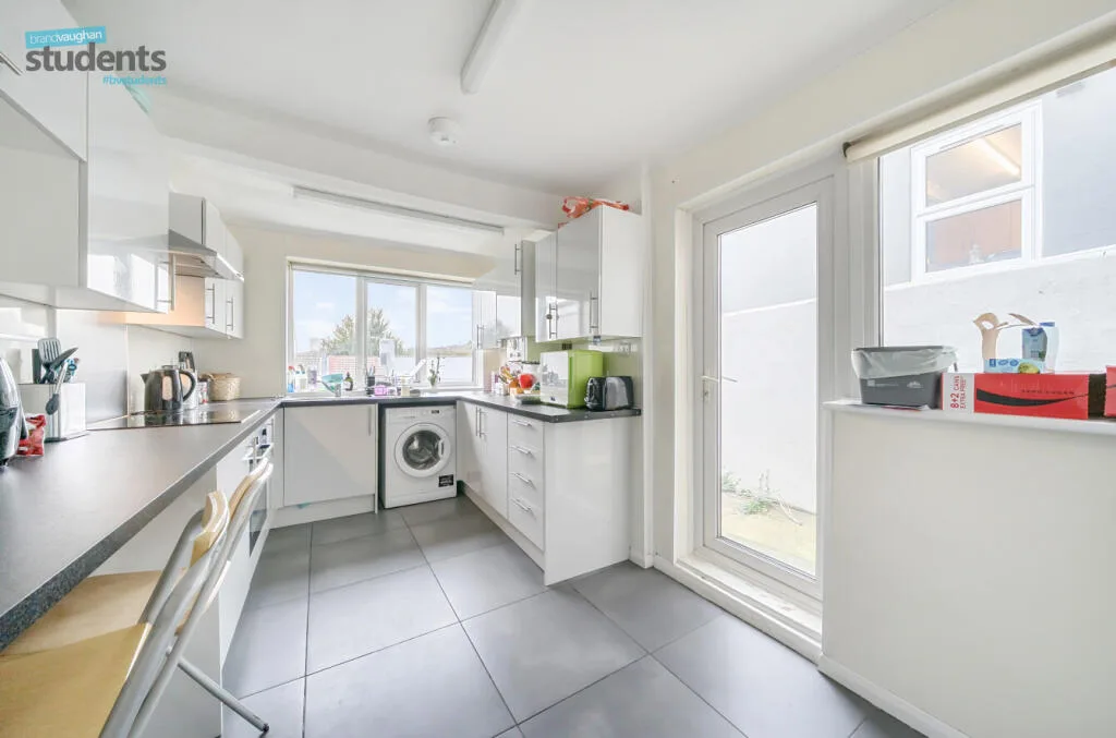 4 bedroom terraced house for rent
