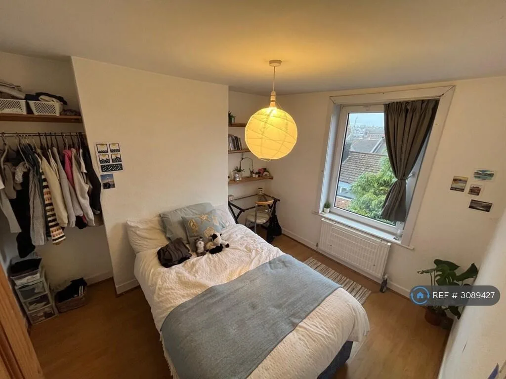 5 bedroom terraced house for rent
