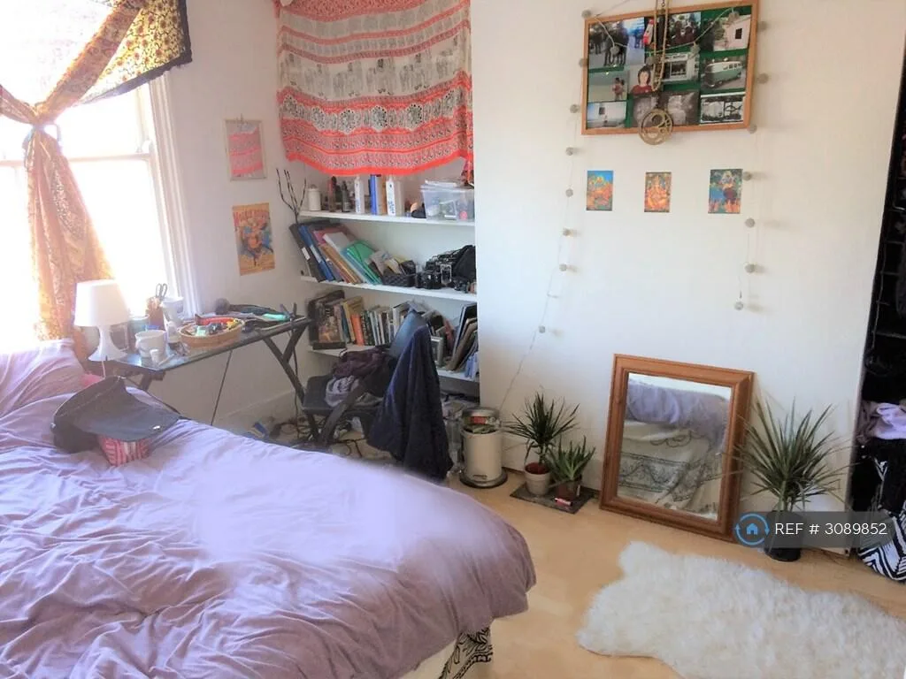 5 bedroom terraced house for rent