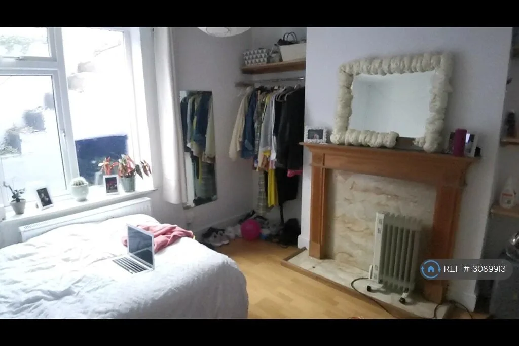 5 bedroom terraced house for rent