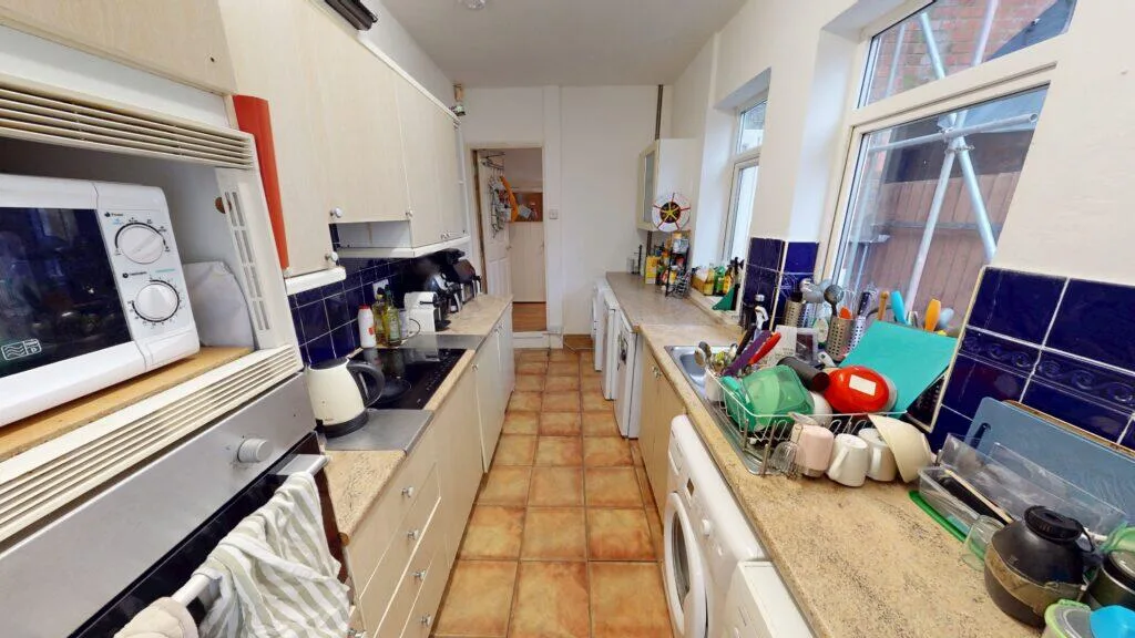 5 bedroom house for rent