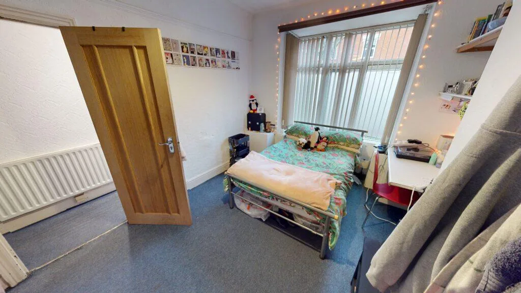5 bedroom house for rent
