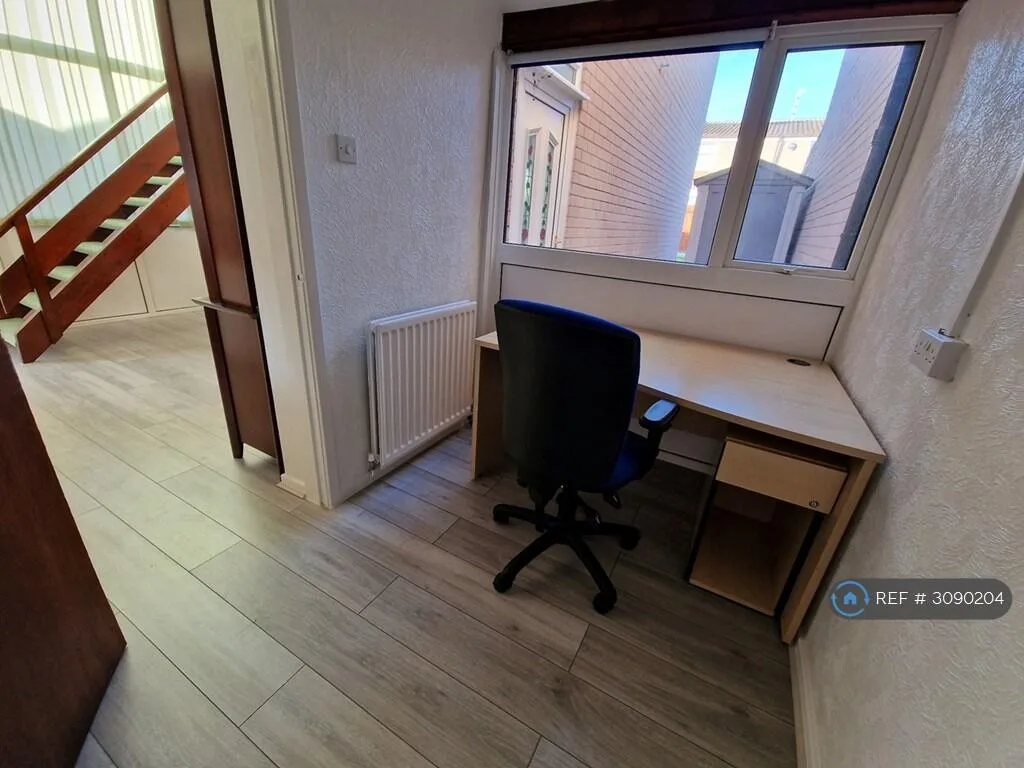 4 bedroom terraced house for rent