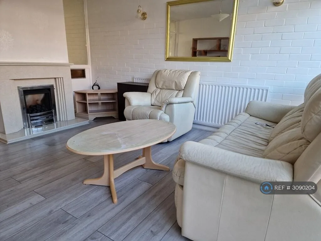 4 bedroom terraced house for rent