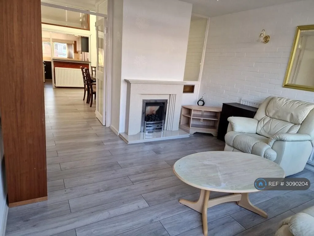 4 bedroom terraced house for rent