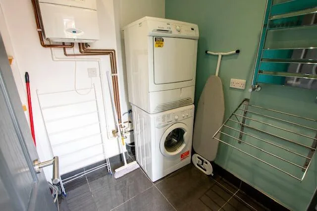 7 bedroom house for rent