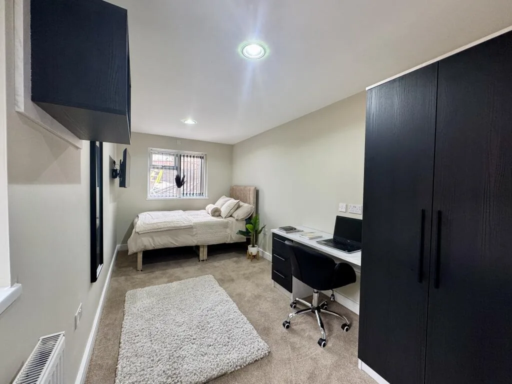 7 bedroom house for rent