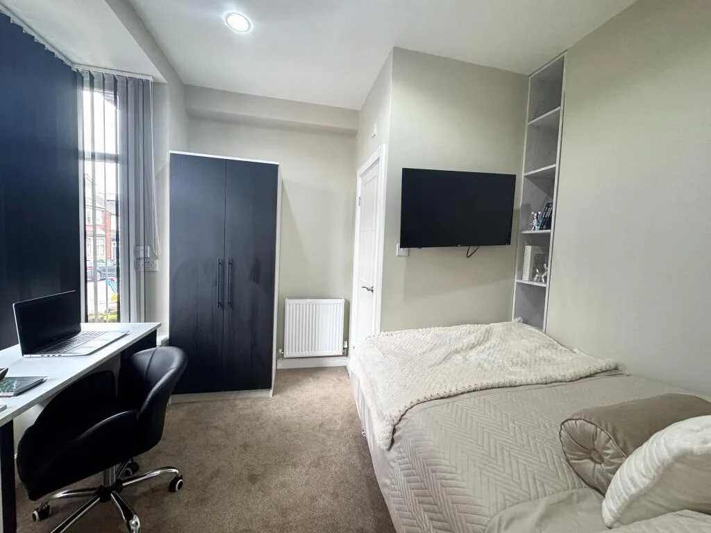 7 bedroom house for rent