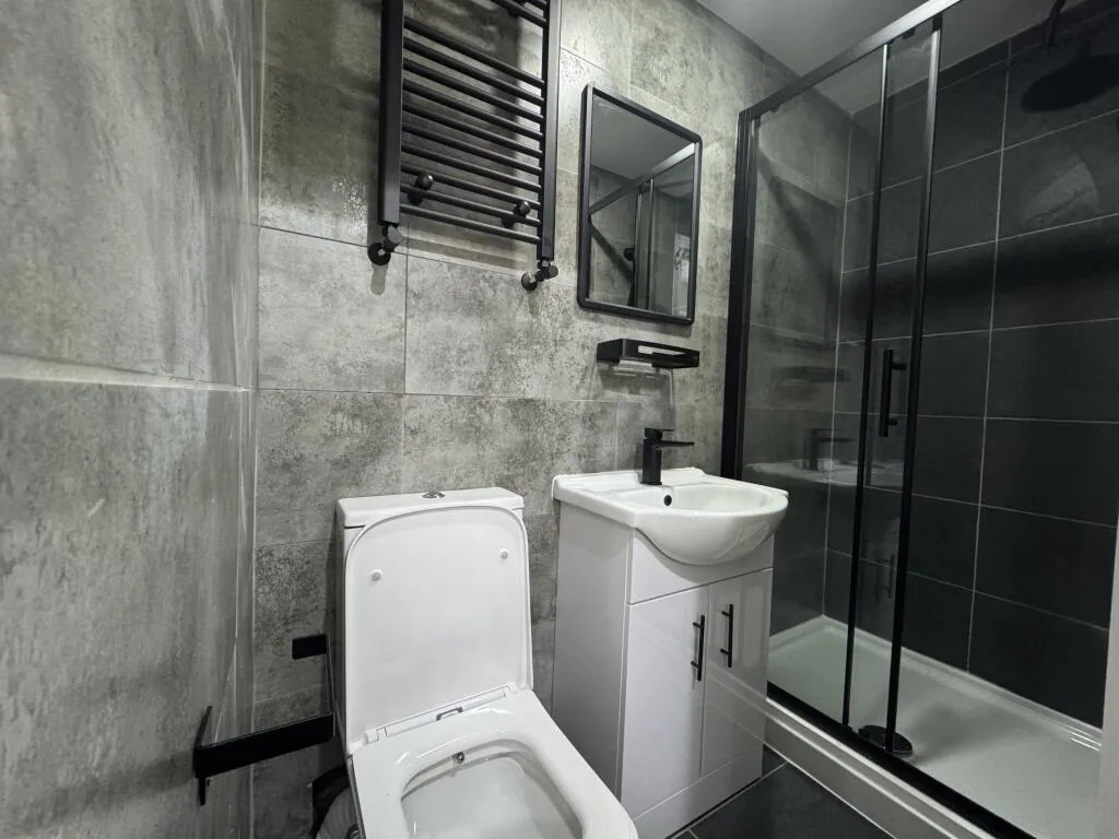 7 bedroom house for rent