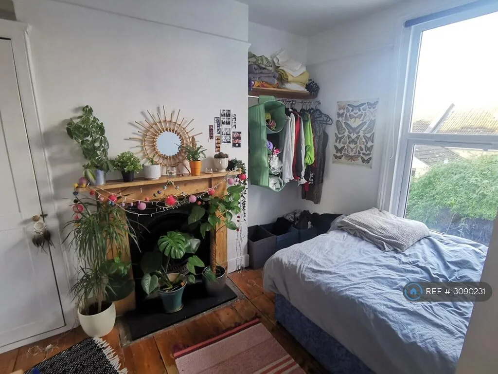 5 bedroom terraced house for rent