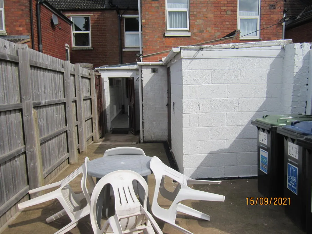1 bedroom house for rent