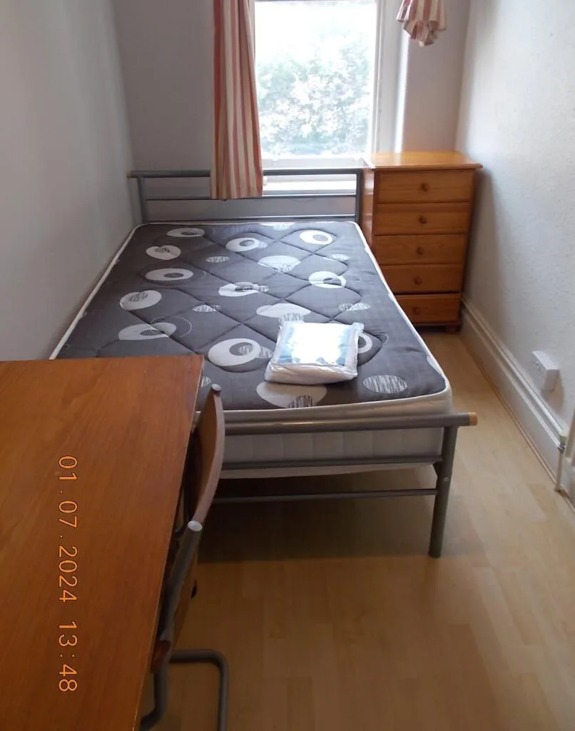 9 bedroom house for rent