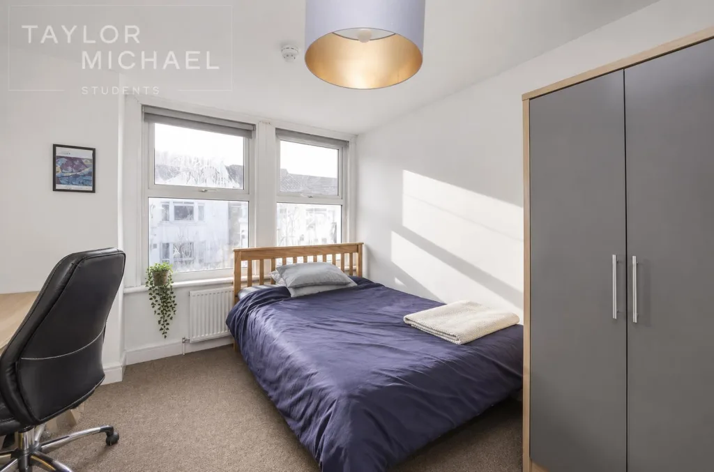 7 bedroom terraced house for rent