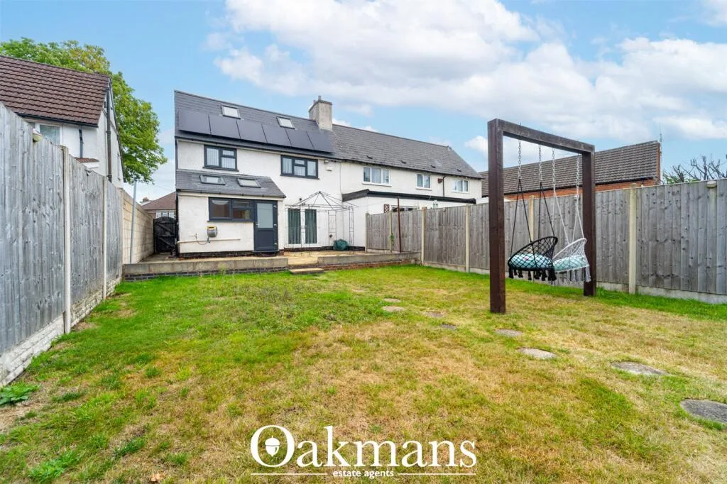 3 bedroom semi-detached house for rent