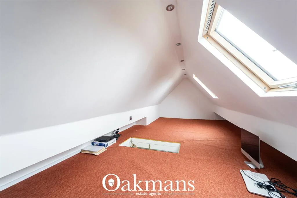 3 bedroom semi-detached house for rent