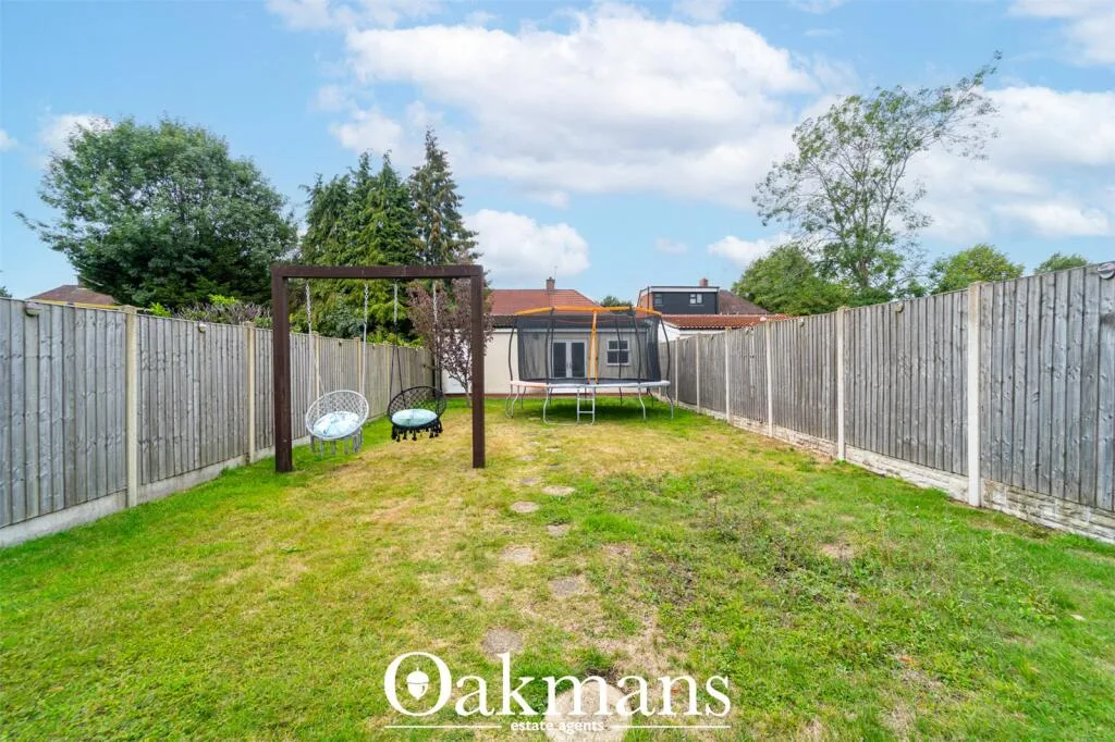 3 bedroom semi-detached house for rent
