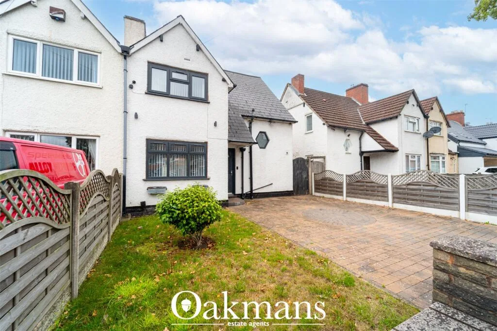 3 bedroom semi-detached house for rent