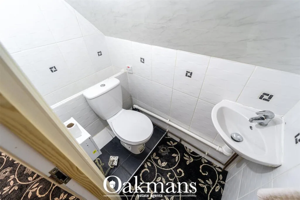 3 bedroom semi-detached house for rent