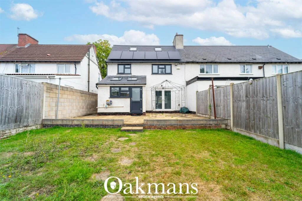 3 bedroom semi-detached house for rent