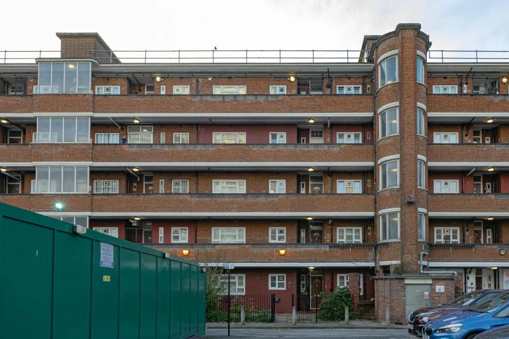 3 bedroom flat for rent