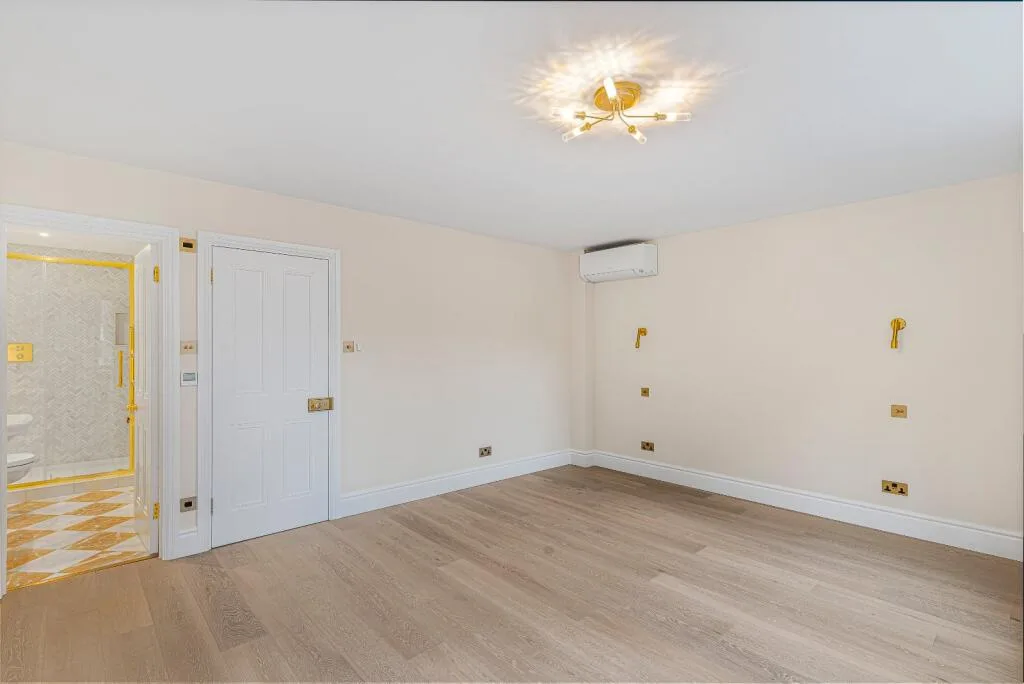 4 bedroom terraced house for rent