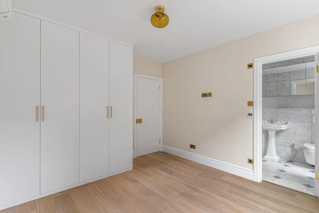 4 bedroom terraced house for rent