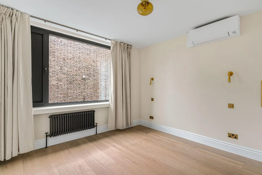 4 bedroom terraced house for rent