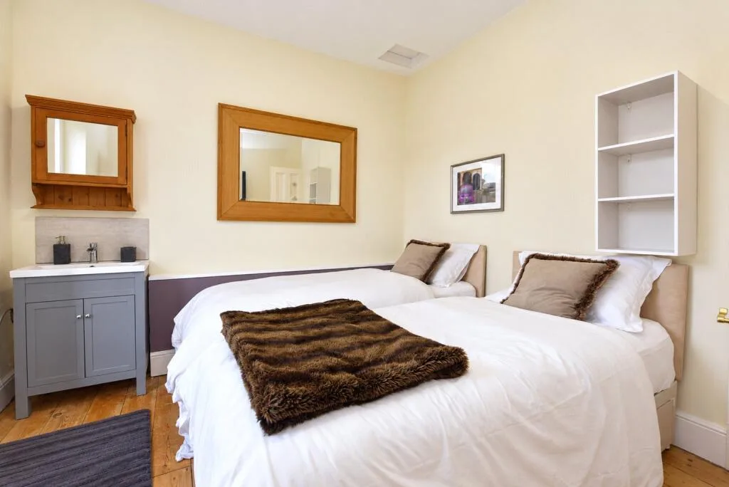 2 bedroom apartment for rent