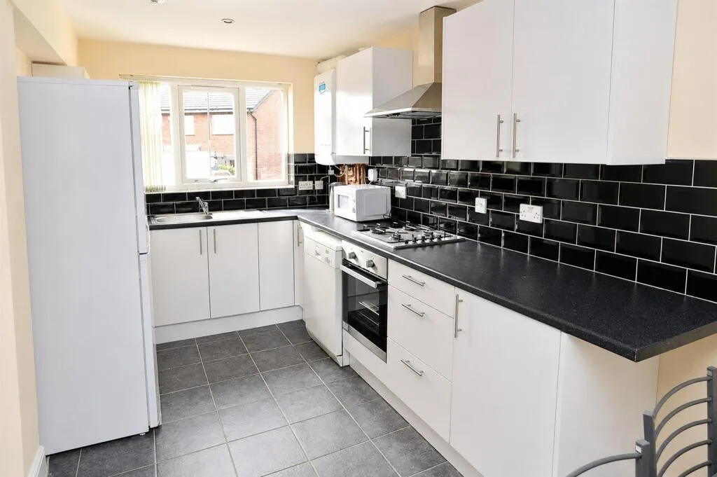 4 bedroom house for rent