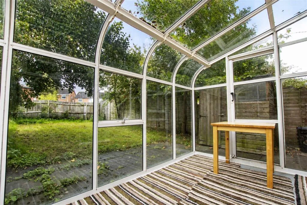 4 bedroom house for rent